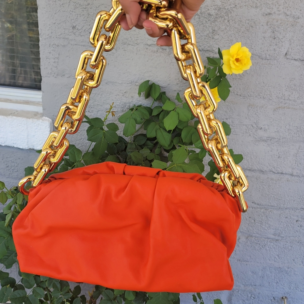 Bottega Veneta Chain Pouch Bag - Picture 3 of 9